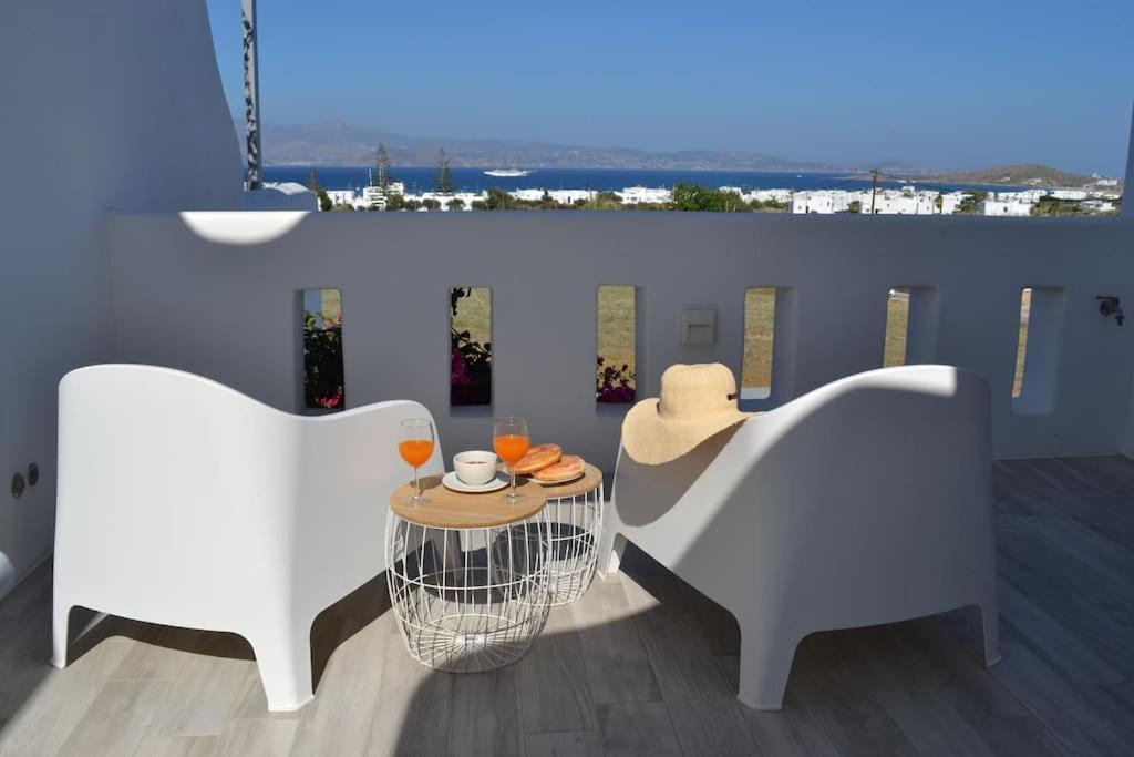White Nadora Naxos Villa Agia Anna  Exterior photo