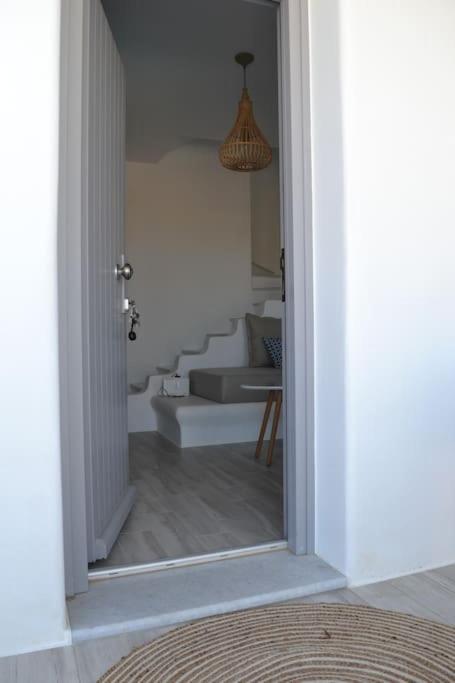 White Nadora Naxos Villa Agia Anna  Exterior photo